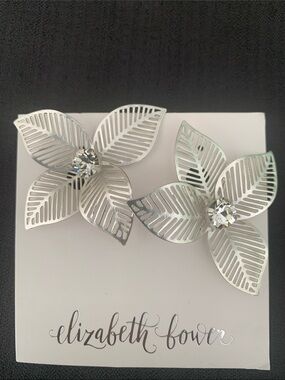Hula clip matte silver earrings by Elizabeth Bower